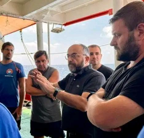 Ong Mediterranea, il .comandante e l'equipaggio 